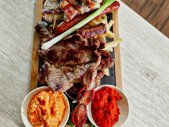 ŽAR Street Food